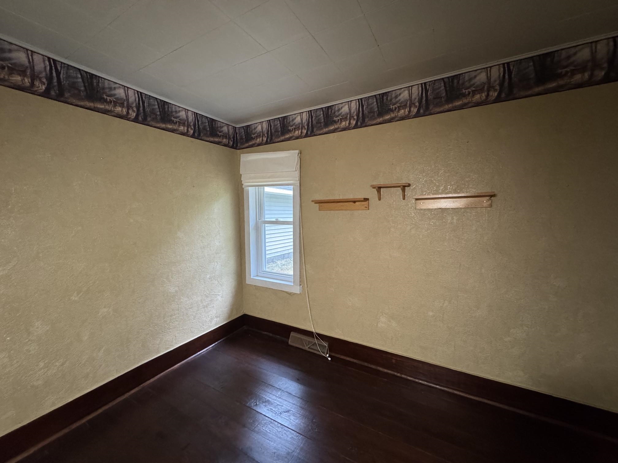 2701 West Chippewa River Road Midland, MI 48640 - Photo 37 of 38 Gallery Image 37
