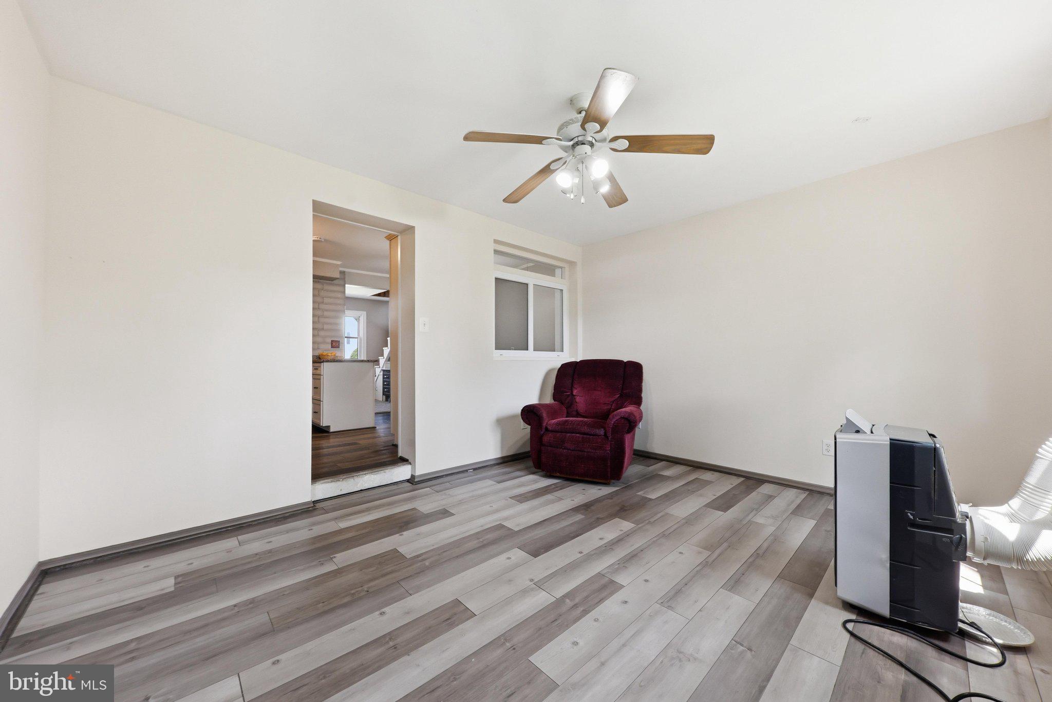 417 Elmwood Road Baltimore, MD 21206 - Photo 17 of 46 Family Room