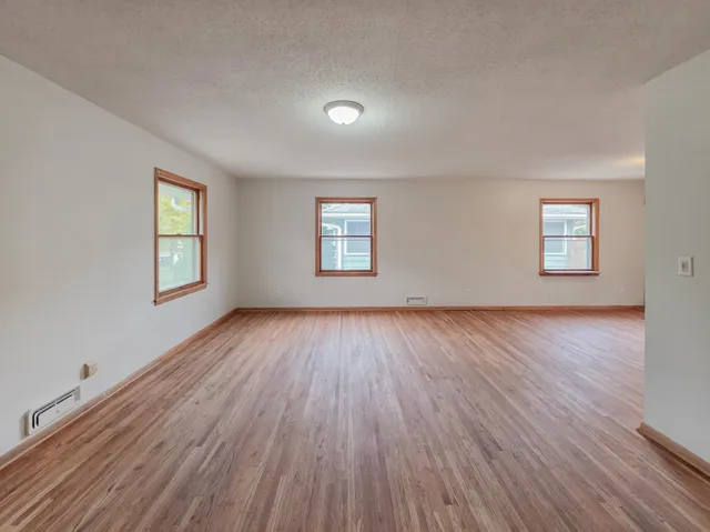 $309,900 | 837 Adams Street, Anoka, MN 55303