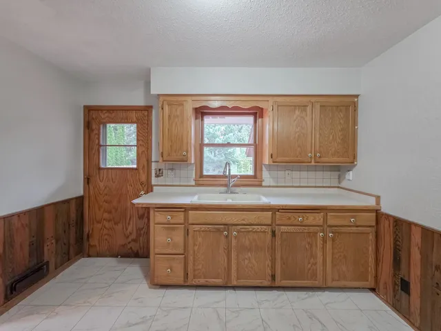 $309,900 | 837 Adams Street, Anoka, MN 55303