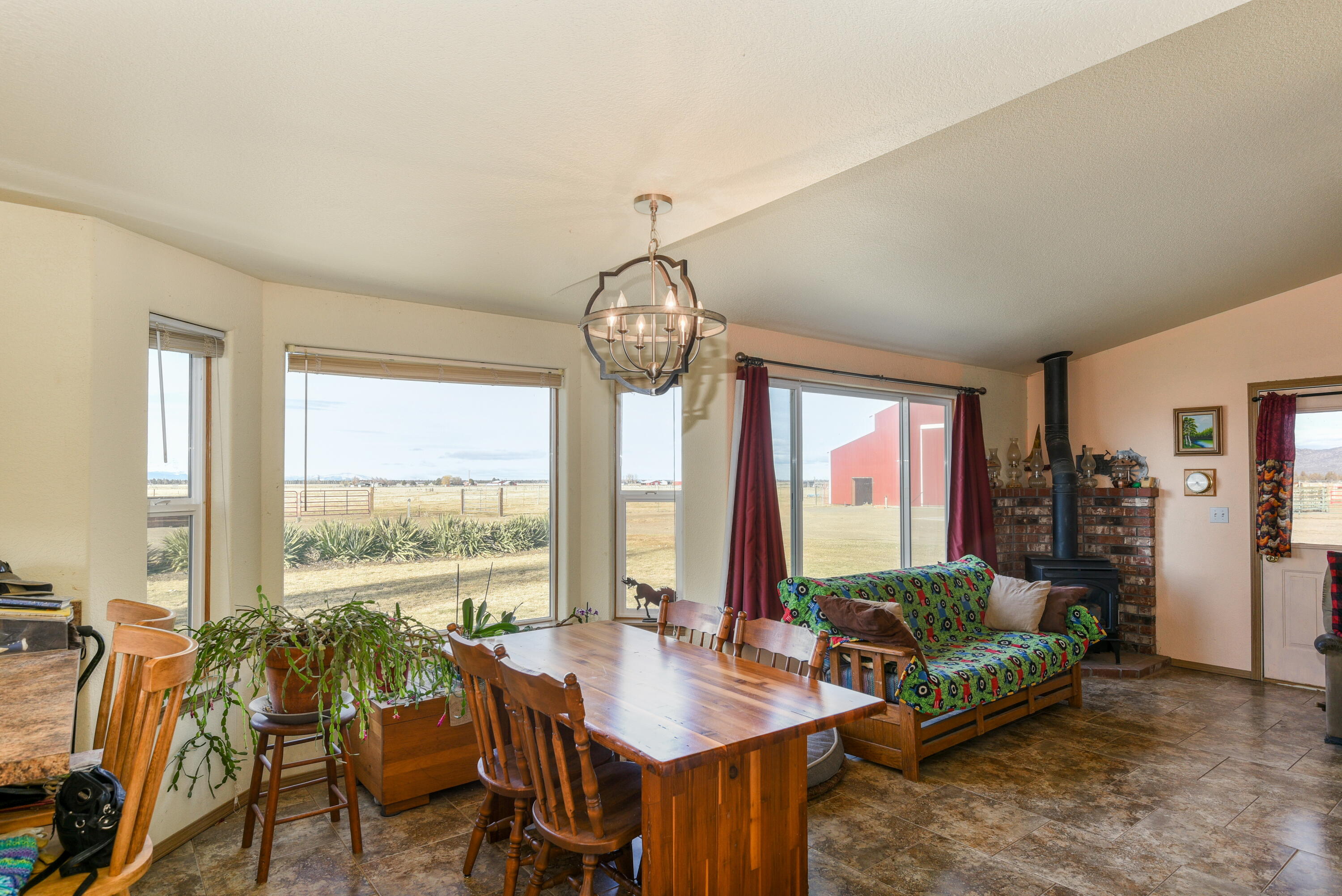 26595 Horsell Road Bend, OR 97701 - Photo 8 of 52 08 Horsell