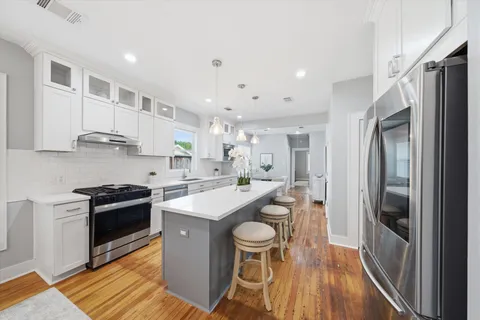 $950,000 | 713 Wendel Street, Houston, TX 77009