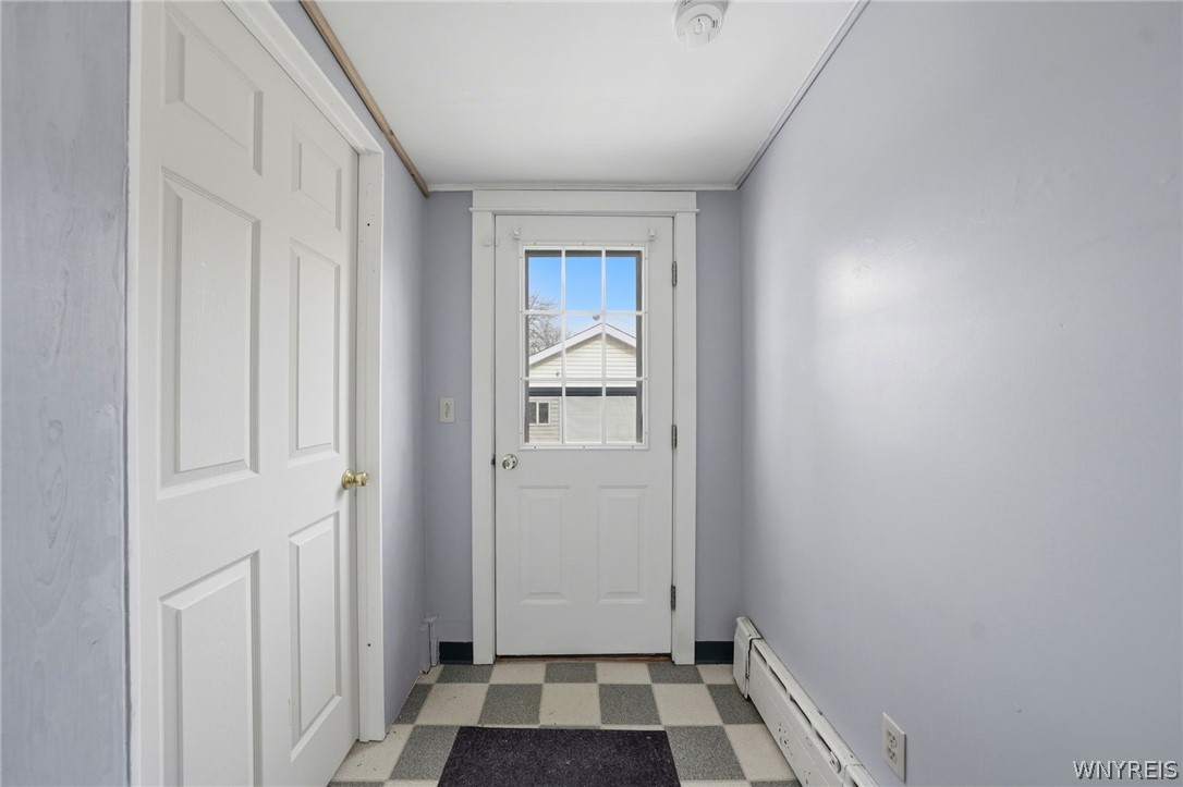 176 Adam Street Tonawanda, NY 14150 - Photo 31 of 46 Back Hall