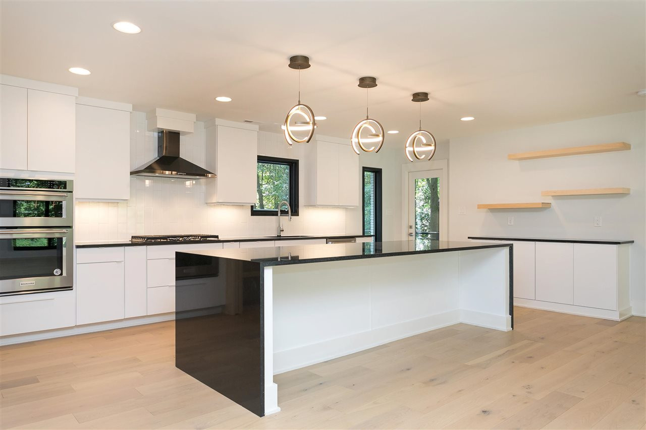1308 Dixie Trail Raleigh, NC 27607 - Photo 9 of 30 Photo 9