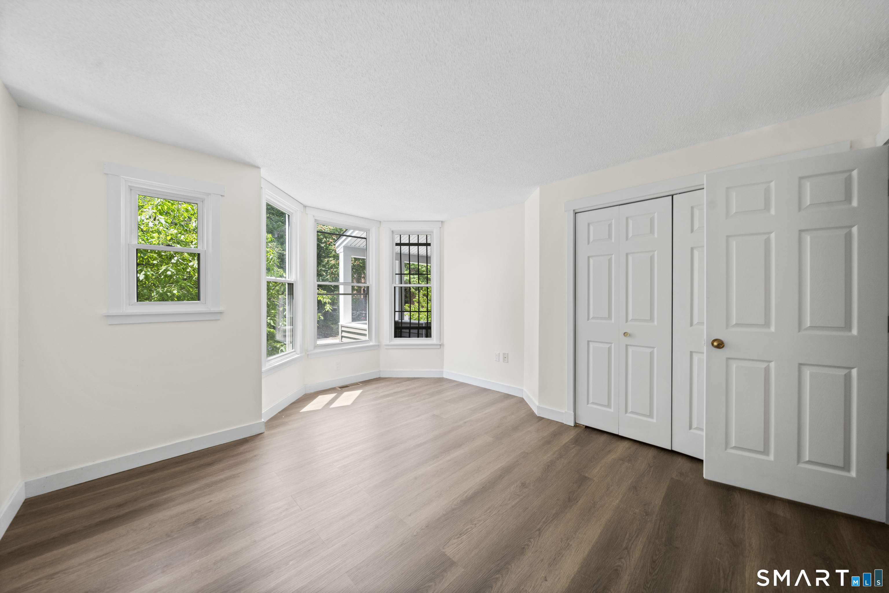 136 Maple Avenue, Unit B Hartford, CT 06114 - Photo 10 of 22