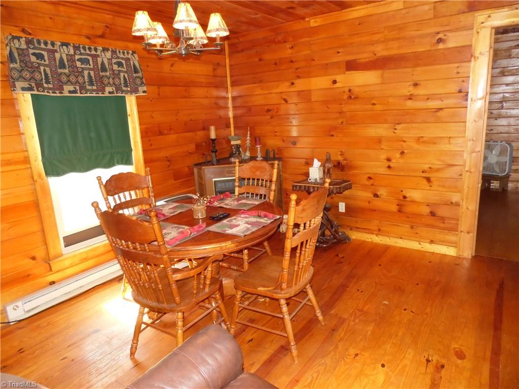 364 Deer Ridge Lane Sparta, NC 28675 - Photo 13 of 43 Gallery Image 13