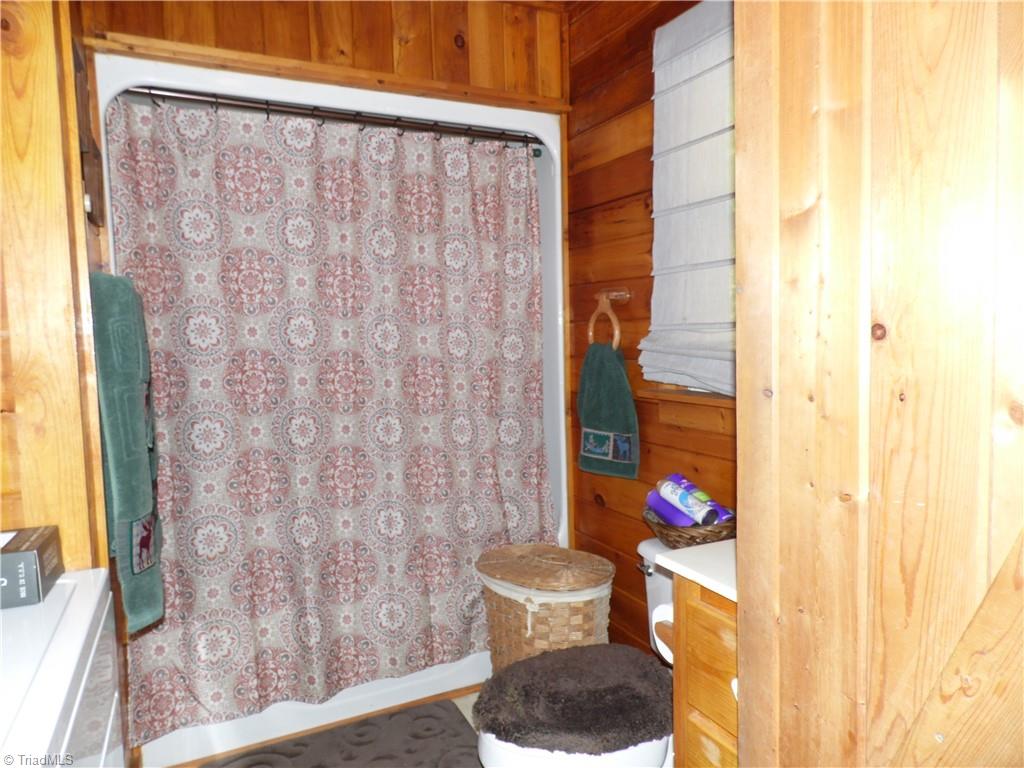 364 Deer Ridge Lane Sparta, NC 28675 - Photo 25 of 43 Gallery Image 25