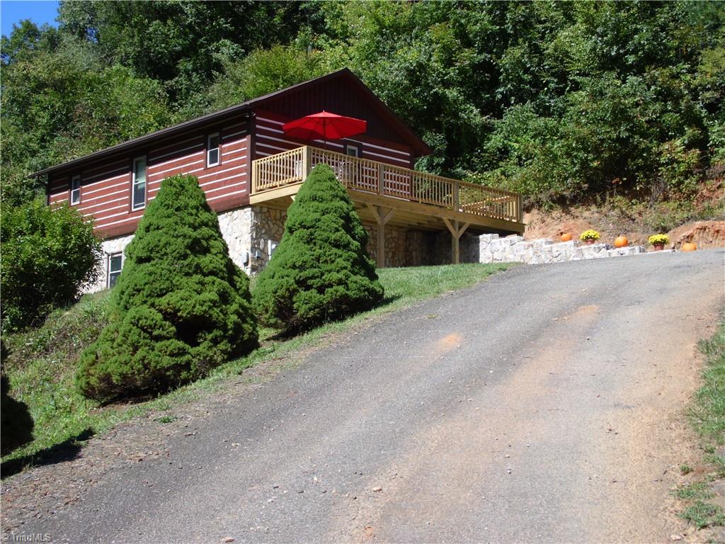 364 Deer Ridge Lane Sparta, NC 28675 - Photo 35 of 43 Gallery Image 35