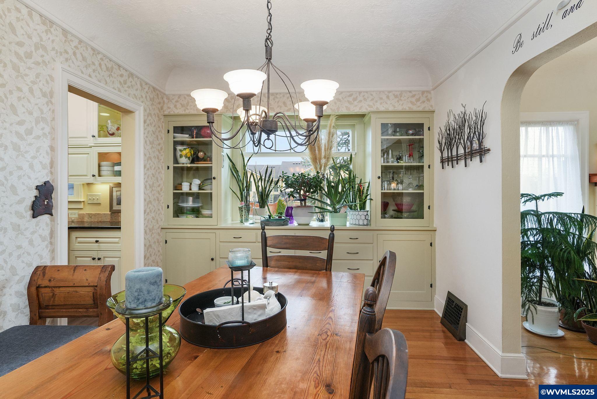1557 Orchard Heights Road Northwest Salem, OR 97304 - Photo 10 of 48