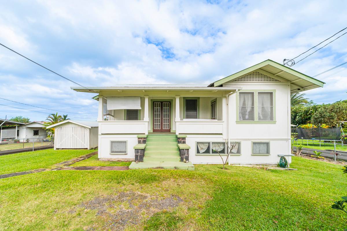 1565 Kinoole Street, Hilo, HI 96720 Compass