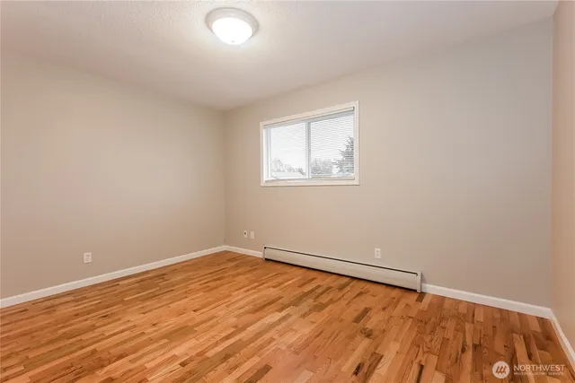 $2,580 | 1010 14th Street Northwest, Puyallup, WA 98371