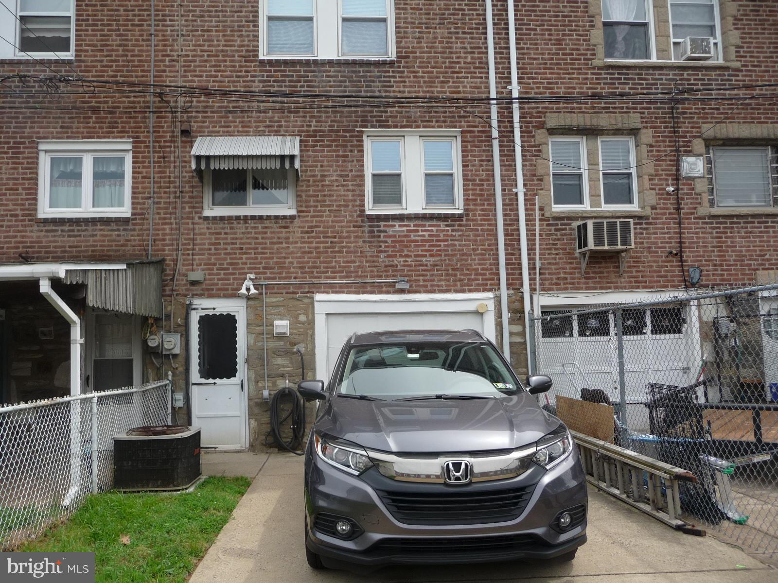3316 Decatur Street Philadelphia, PA 19136 - Photo 18 of 18 back driveway