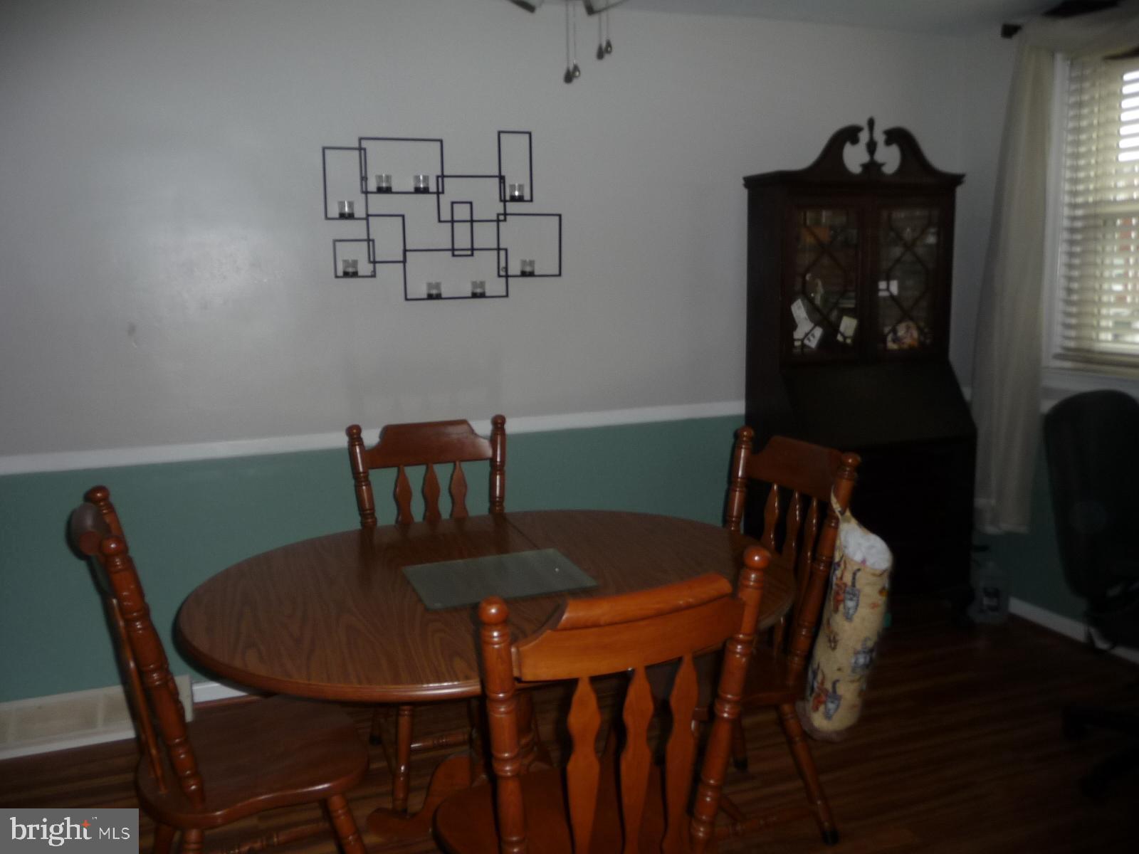 3316 Decatur Street Philadelphia, PA 19136 - Photo 8 of 18 dining rm