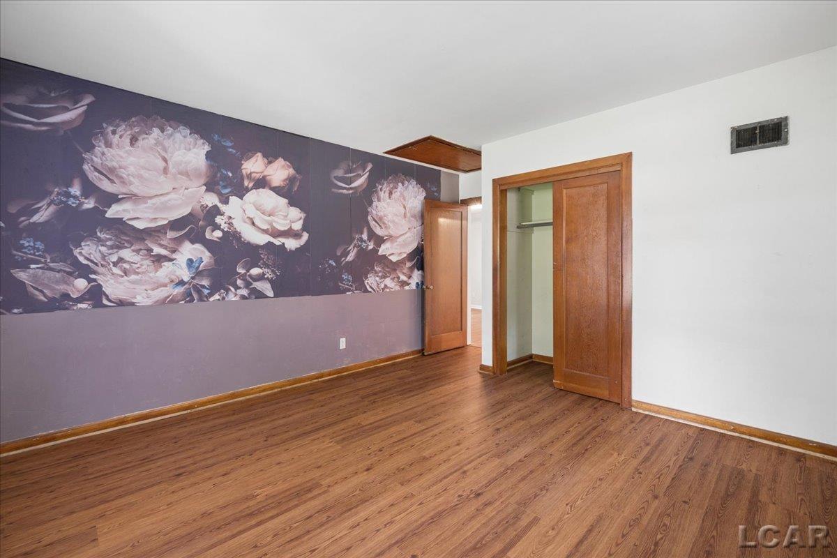 1237 Vine Street Adrian, MI 49221 - Photo 14 of 24 50213282-fb16a237-623e-4464-8ca5-da52ed733d1b.JPG