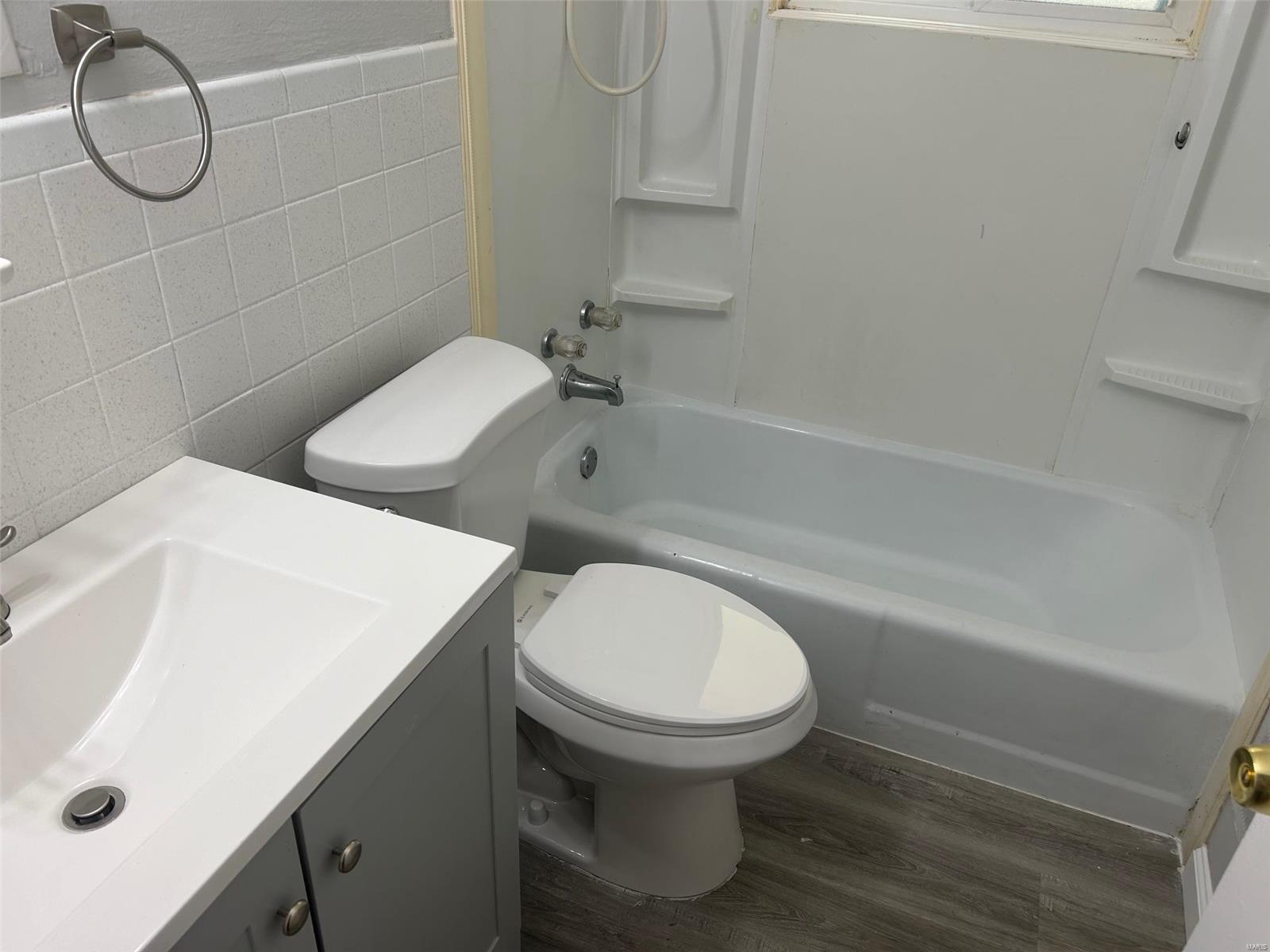2903 Ridgeway Avenue St. Louis, MO 63114 - Photo 3 of 9 Gallery Image 3