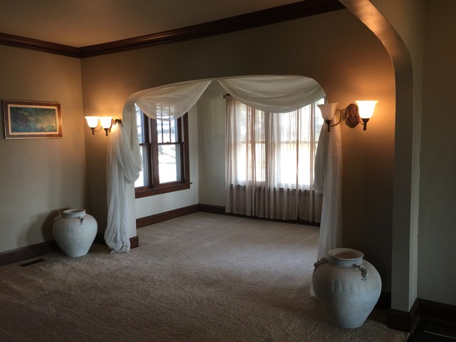47 12n204 Il Route Hampshire, IL 60140 - Photo 11 of 25 a view of a livingroom with windows