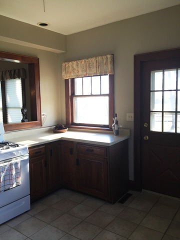 47 12n204 Il Route Hampshire, IL 60140 - Photo 19 of 25 a bathroom with a sink and a bathtub