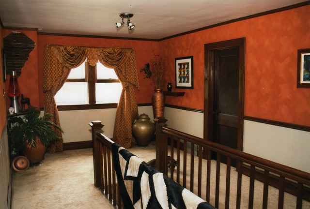 47 12n204 Il Route Hampshire, IL 60140 - Photo 22 of 25 a view of an entryway