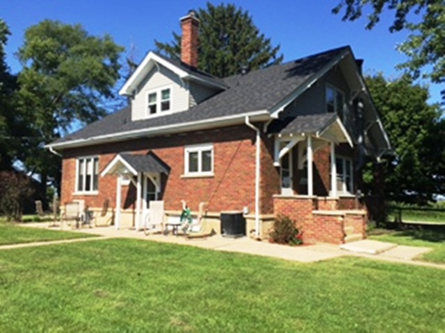 47 12n204 Il Route Hampshire, IL 60140 - Photo 9 of 25 front view of house with a yard