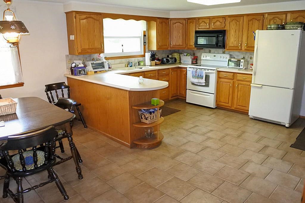 474 Gleason Road Rutland Town, VT 05701 - Photo 8 of 40 Gallery Image 8