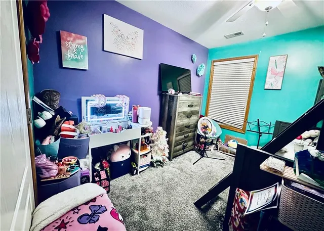 $285,000 | 307 Division Street, Knob Noster, MO 65336