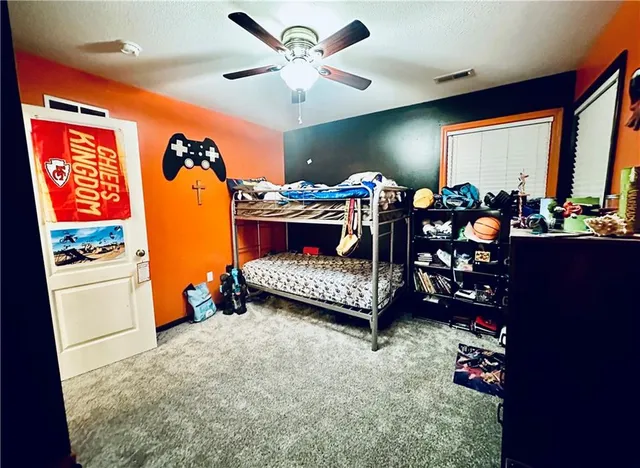 $285,000 | 307 Division Street, Knob Noster, MO 65336