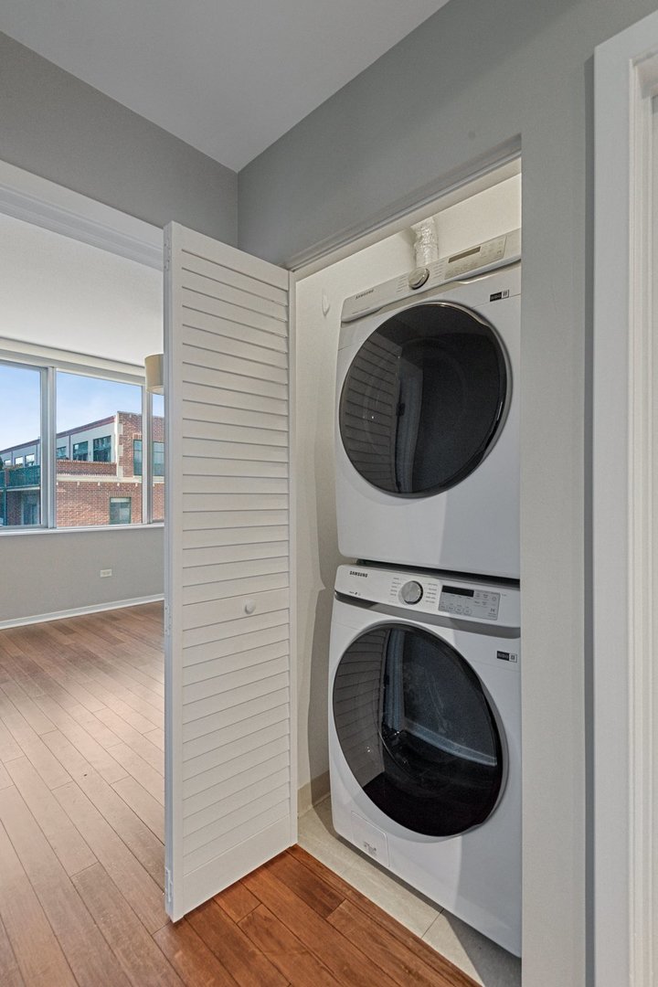 123 South Green Street, Unit 408B Chicago, IL 60607 - Photo 13 of 18