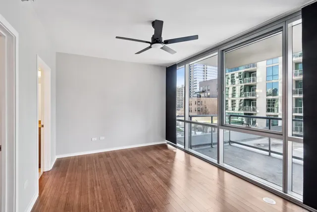 $3,950 | 123 South Green Street, Unit 408B, Chicago, IL 60607