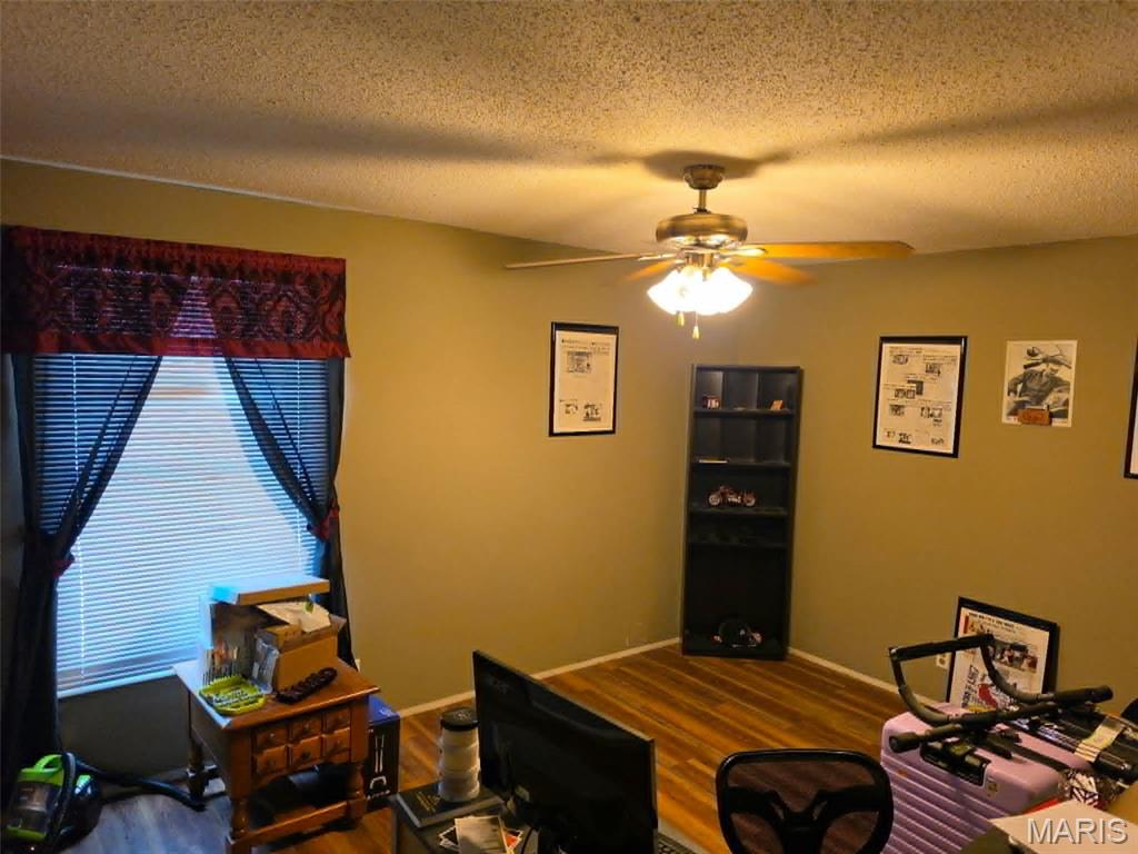 850 Fort Henry Road Belleville, IL 62221 - Photo 12 of 17