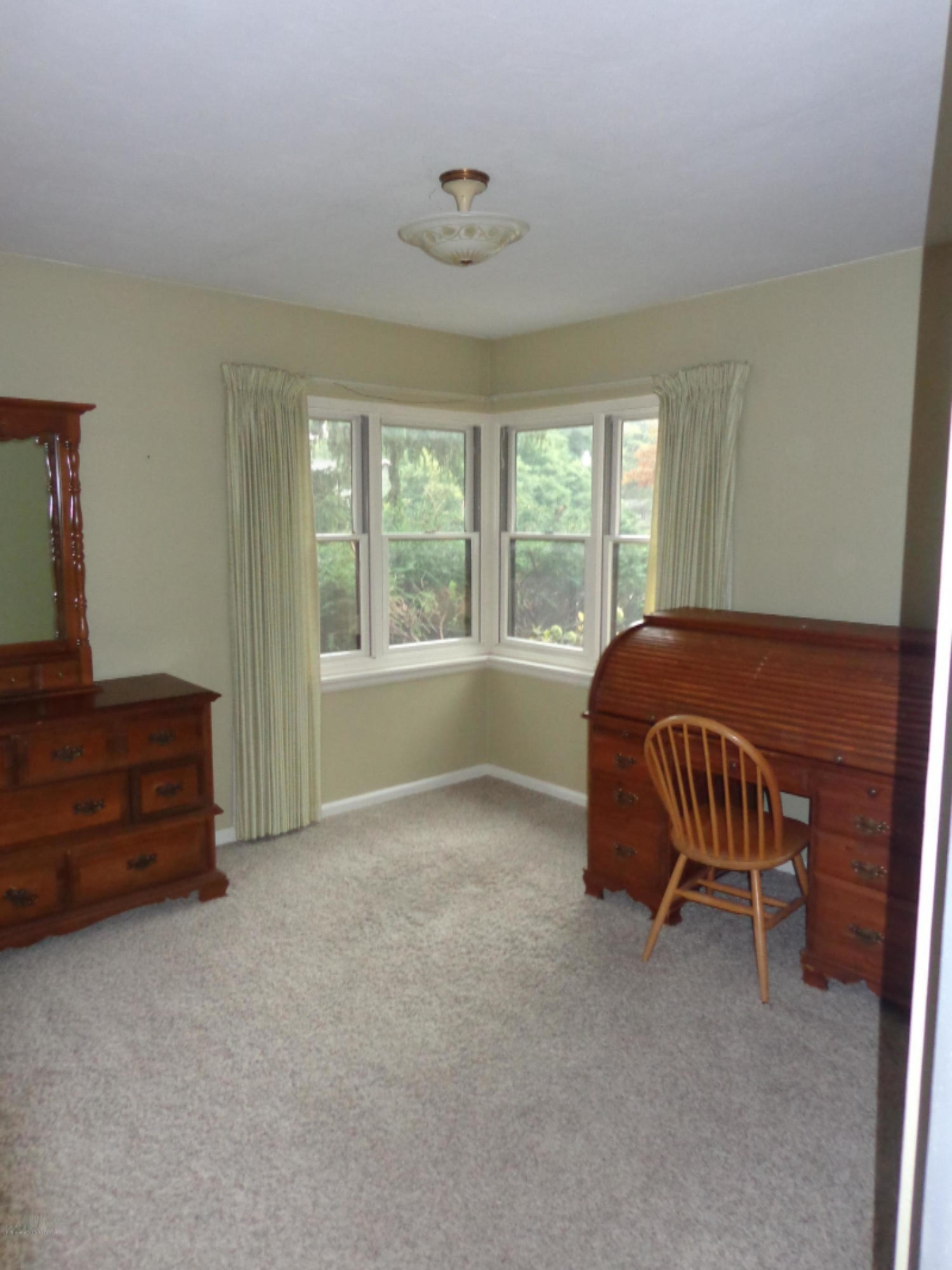 1810 Seminole Road Norton Shores, MI 49441 - Photo 23 of 53 DSC01282