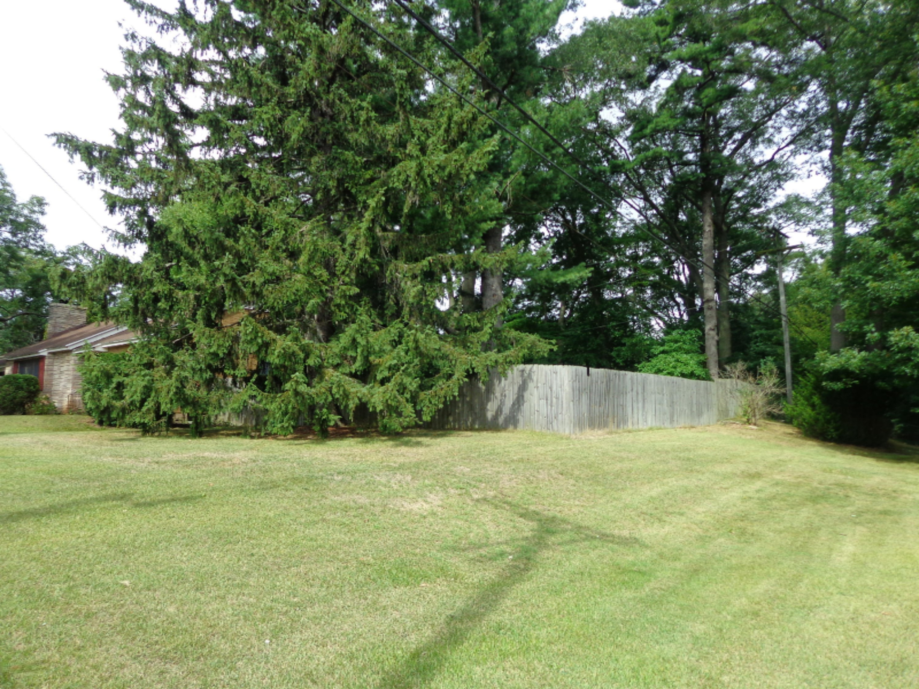 1810 Seminole Road Norton Shores, MI 49441 - Photo 6 of 53 DSC01261