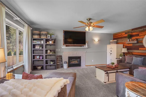 $710,000 | 7028 Cavalier Street Southwest, Olympia, WA 98512