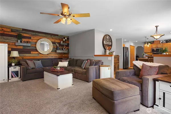 $710,000 | 7028 Cavalier Street Southwest, Olympia, WA 98512