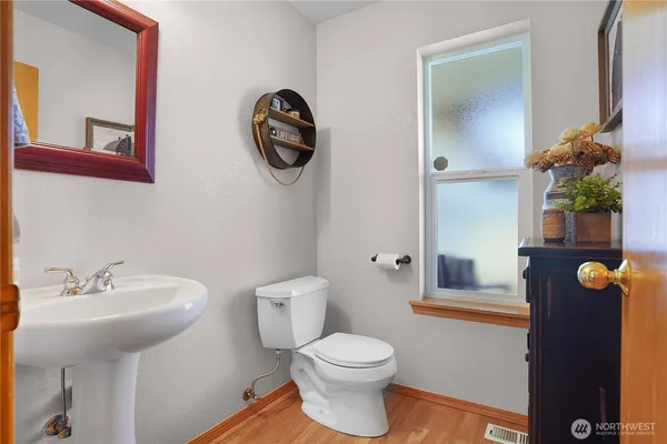 $710,000 | 7028 Cavalier Street Southwest, Olympia, WA 98512