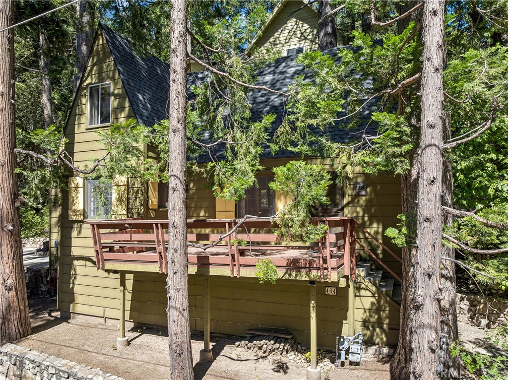 404 Hillside Road Lake Arrowhead, CA 92352 - Photo 23 of 30