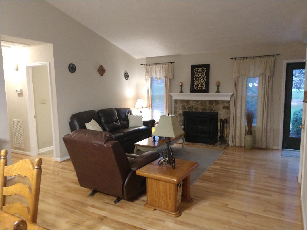 1643 Diamond Hill Road Moneta, VA 24121 - Photo 12 of 27 Maple Harwoods