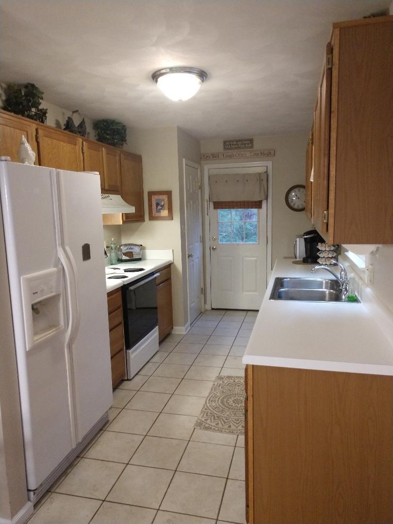 1643 Diamond Hill Road Moneta, VA 24121 - Photo 15 of 27 Appliances Pass
