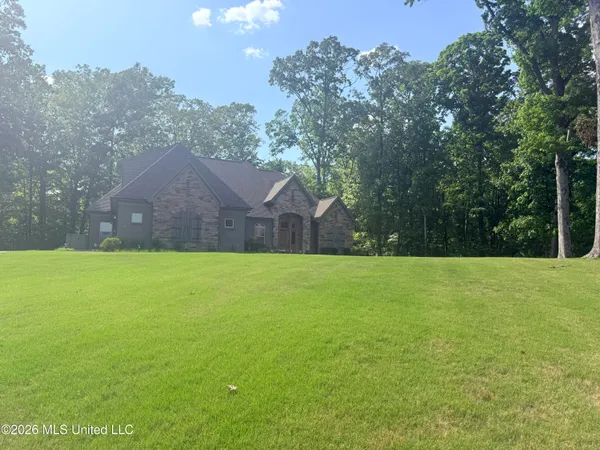 $630,000 | 568 Woodford Cove West, Hernando, MS 38632