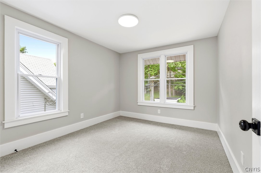 242 Rider Avenue Syracuse, NY 13207 - Photo 28 of 47