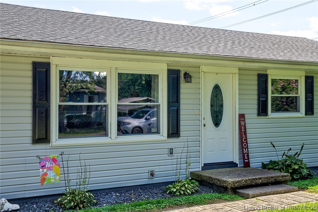 6107 Brown Road Floyds Knobs, IN 47119 - Photo 15 of 20 Gallery Image 15