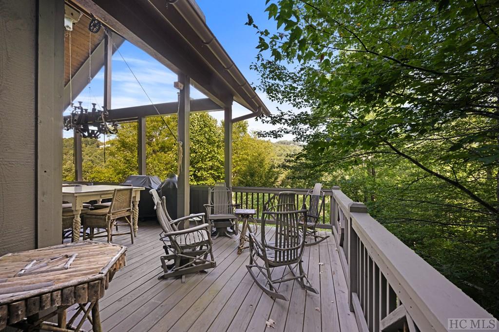 392 Rendezvous Ridge Cashiers, NC 28717 - Photo 38 of 75 Gallery Image 38