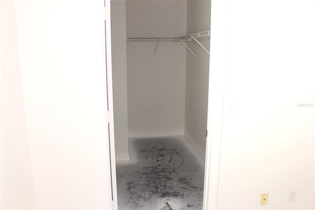 455 Old Farm Lane Winter Springs, FL 32708 - Photo 21 of 38 a bathroom with a shower