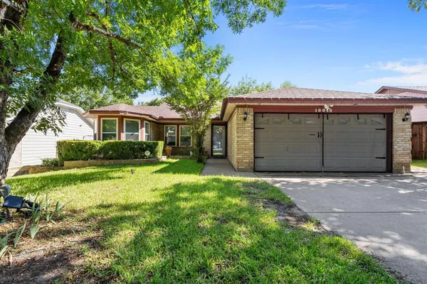 $1,900 | 10013 North Suttonwood Drive, Fort Worth, TX 76108