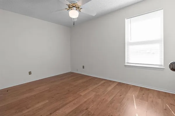 $1,900 | 10013 North Suttonwood Drive, Fort Worth, TX 76108