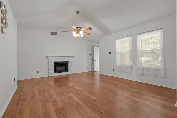 $1,900 | 10013 North Suttonwood Drive, Fort Worth, TX 76108