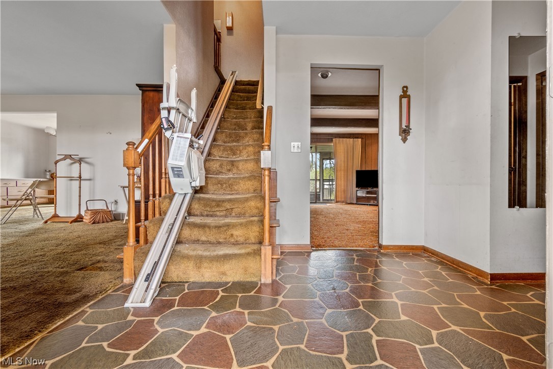 1818 Wilbur Road Medina, OH 44256 - Photo 2 of 31 Gallery Image 2