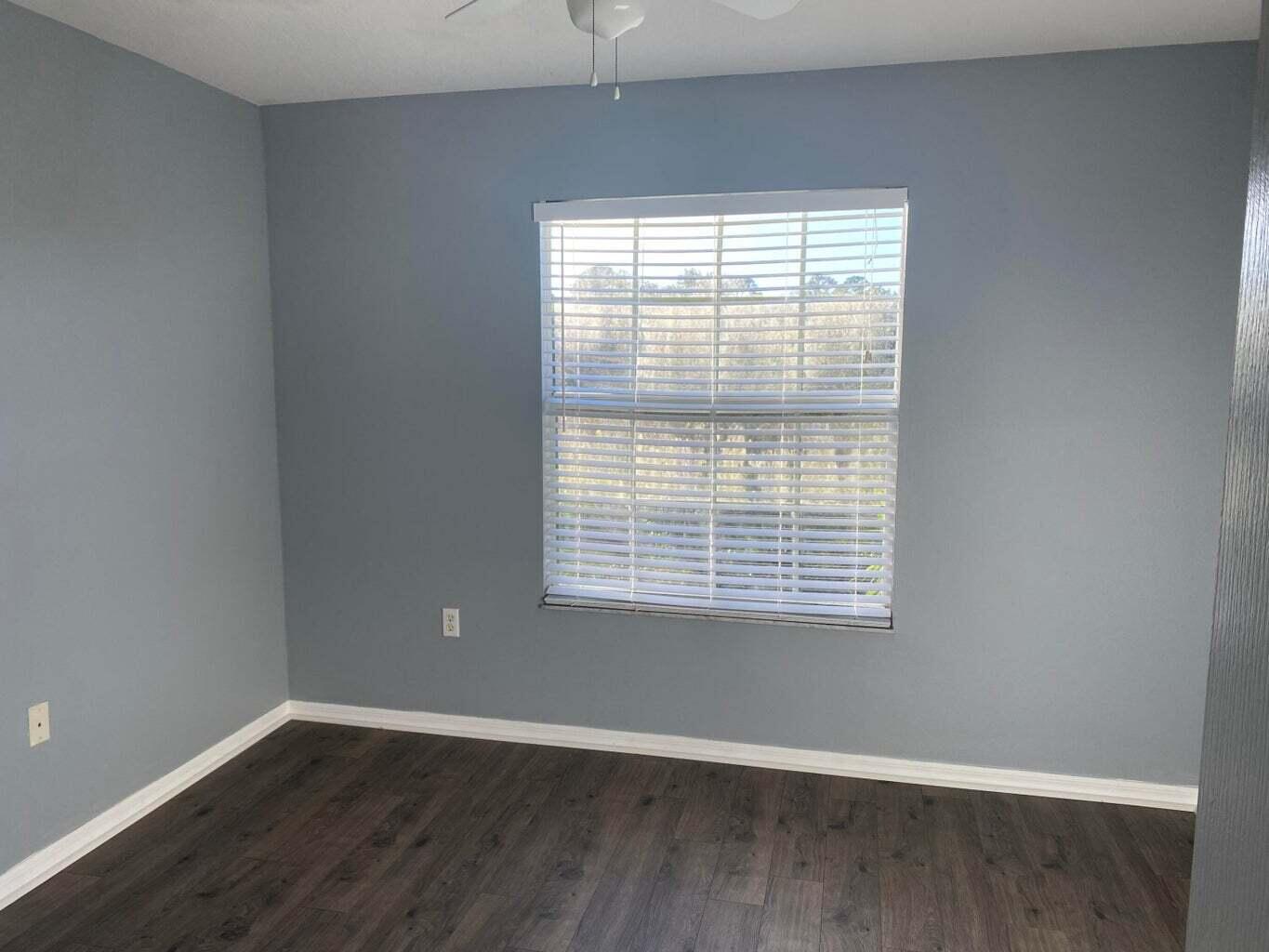 1892 Southeast High Springs Drive Port St. Lucie, FL 34952 - Photo 7 of 22 20220125203745295214000000-o