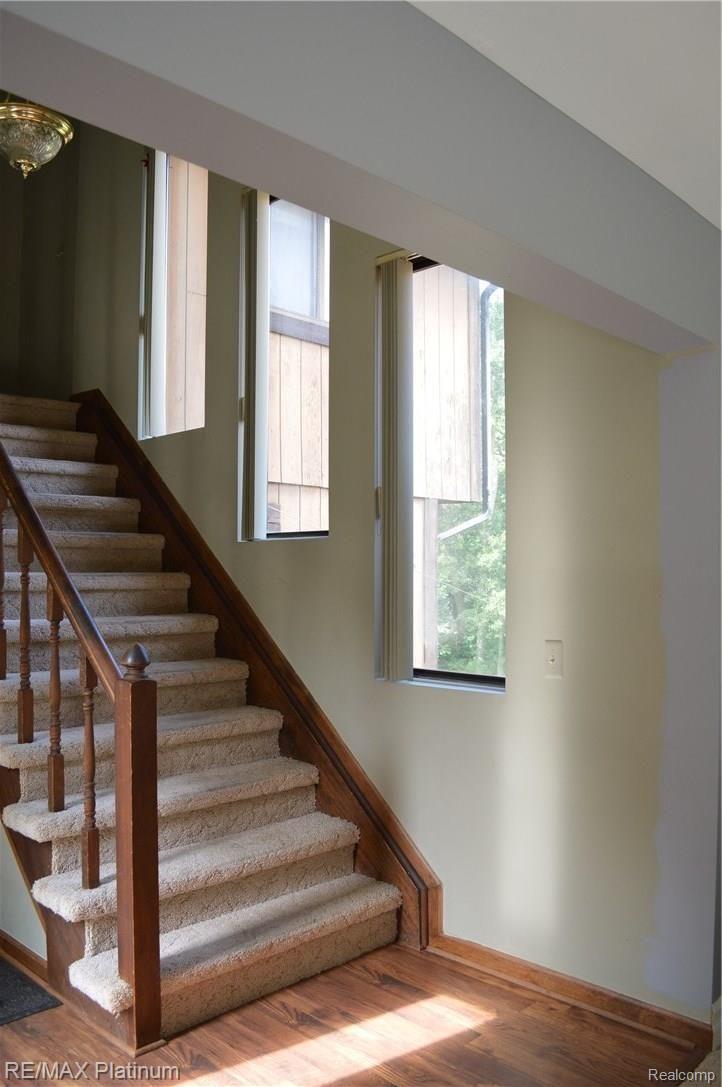 4077 Pingree Road Howell, MI 48843 - Photo 5 of 21 DSC_0534.JPG