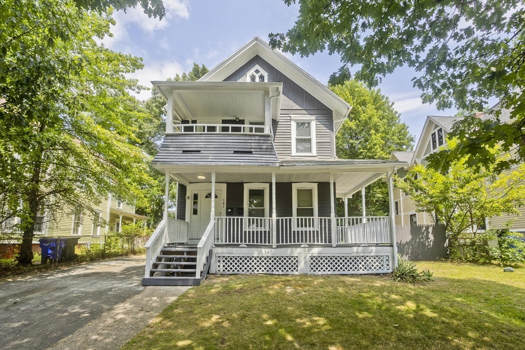 107 Thompson Street Springfield, MA 01109 - Photo 1 of 30 Gallery Image 1