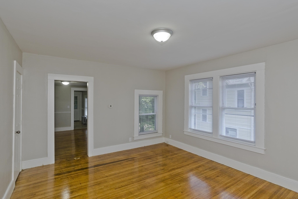 107 Thompson Street Springfield, MA 01109 - Photo 24 of 30 Gallery Image 24
